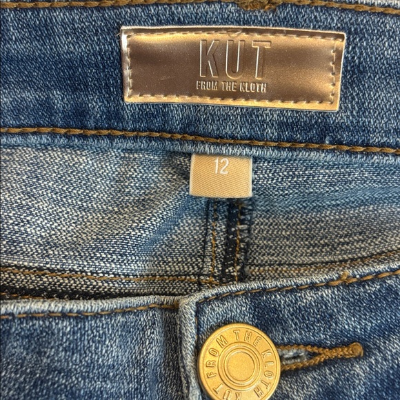 Kut from the Kloth Amy crop straight leg 12 - Picture 3 of 4